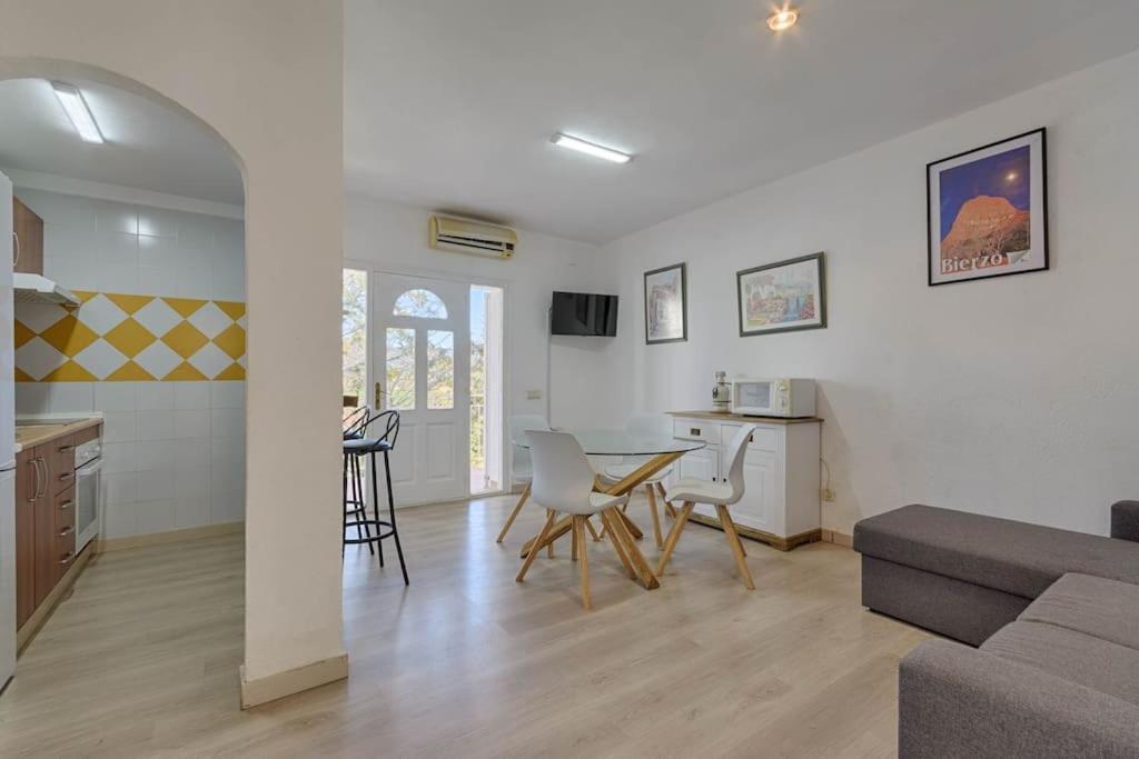 Acogedor Y Luminoso Con Dos Planta 2 N4 Apartment *